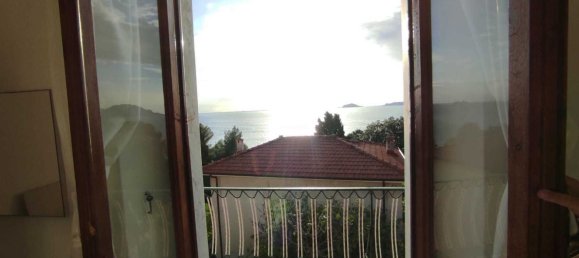 3-salle Appartement à Lerici, Italy No. 139782 21