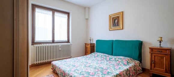 Дом с 8 комнатами в Кьюро, Италия № 89867 8