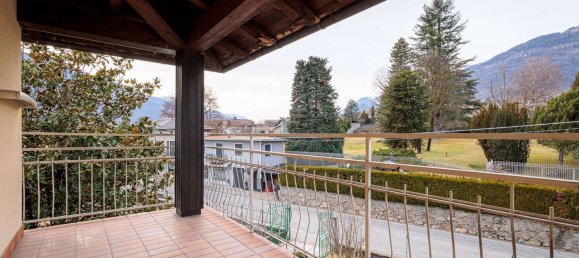 Дом с 8 комнатами в Кьюро, Италия № 89867 15