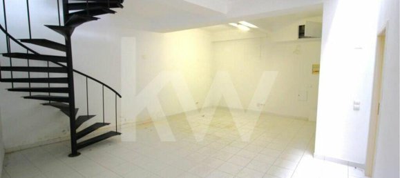 Gewerbliche Immobilie in Funchal, Portugal 77m², Nr. 84243 8