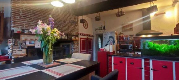 5 bedrooms House in Haute-Garonne, France No. 289152 8