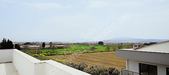 Wohnung 3+1 in Izmir, Turkey, Nr. 40563 3