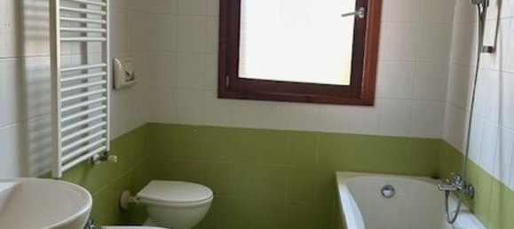 3 rooms Apartment in Piacenza d'Adige, Italy No. 191967 4