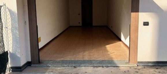 3 rooms Apartment in Piacenza d'Adige, Italy No. 191967 10