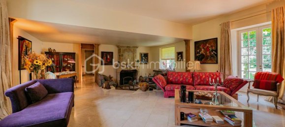 5 bedrooms House in Yonne, France No. 358440 17