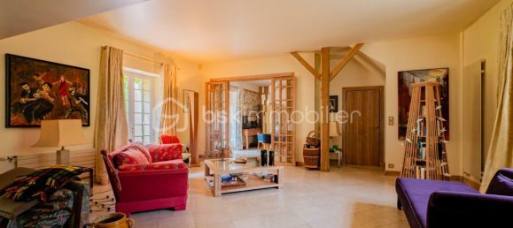 5 bedrooms House in Yonne, France No. 358440 16