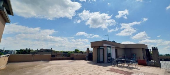 5 rooms Penthouse in Monza, Italy No. 334606 30