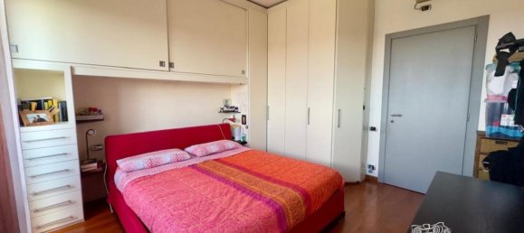 5 rooms Penthouse in Monza, Italy No. 334606 11