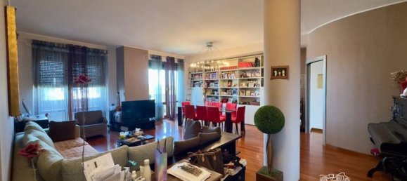 5 rooms Penthouse in Monza, Italy No. 334606 3