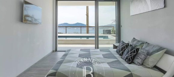 Villa de 7 divisões em Pietrosella, France N.º 80139 38