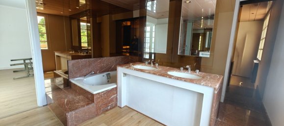 Квартира с 2 спальнями в Лиму, Франция № 338727 10