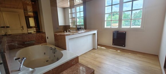 Квартира с 2 спальнями в Лиму, Франция № 338727 11