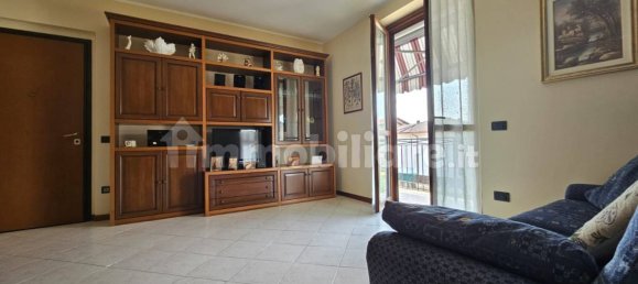 2 bedrooms Apartment in Oleggio, Italy No. 275792 7