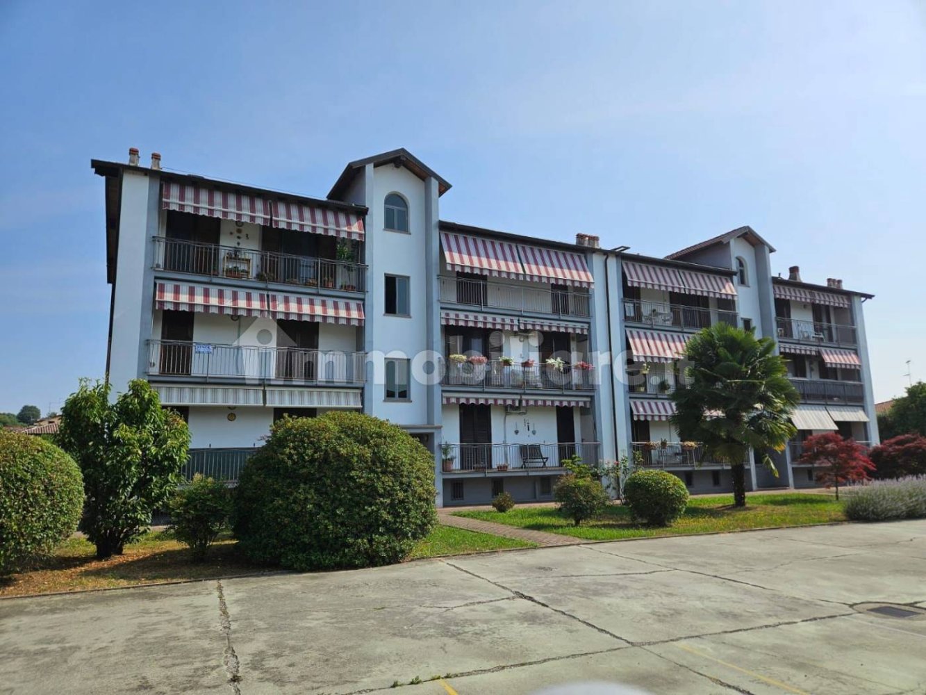 2 bedrooms Apartment in Oleggio, Italy No. 275792