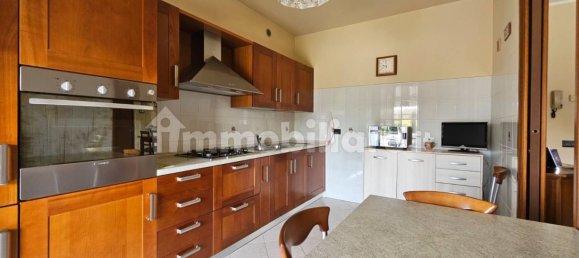 2 bedrooms Apartment in Oleggio, Italy No. 275792 4