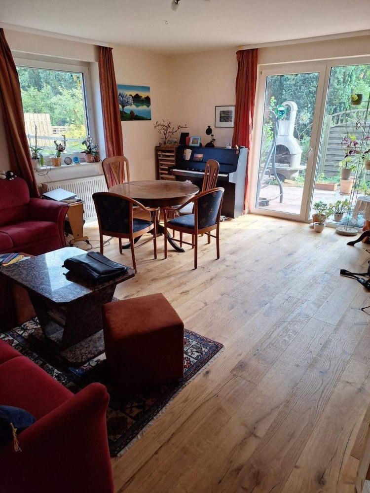 Moradia em banda de 8 divisões em Luneburg, Germany N.º 367734