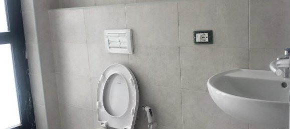 Квартира с 6 комнатами в Виареджо, Италия № 173733 6