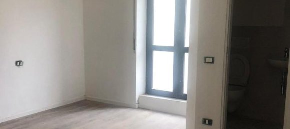 Квартира с 6 комнатами в Виареджо, Италия № 173733 11