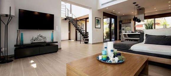 4 Schlafzimmer Villa in Thessaloniki, Greece, Nr. 2143 2