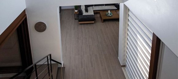 4 Schlafzimmer Villa in Thessaloniki, Greece, Nr. 2143 5