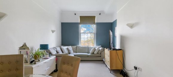 1 bedroom Apartment in Epsom, United Kingdom No. 9724 4