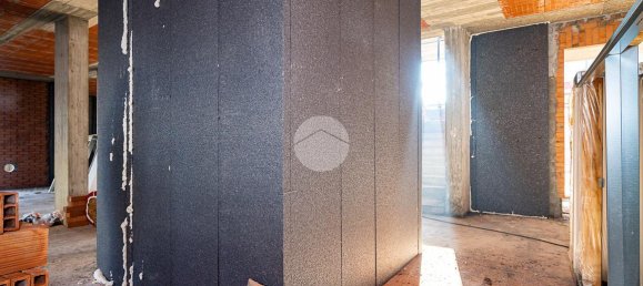 5غرفة شقة في Nichelino, Italy رقم 129074 16