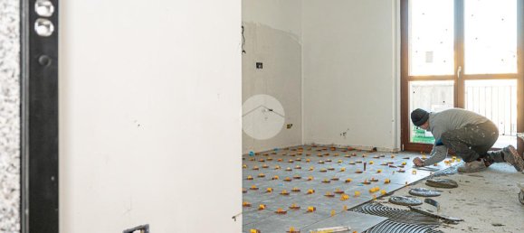 5غرفة شقة في Nichelino, Italy رقم 129074 15