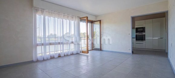 2 bedrooms Apartment in Divonne-les-Bains, France No. 341243 2