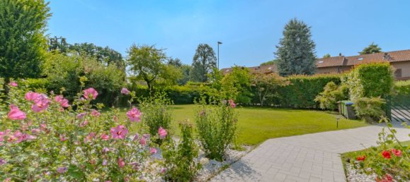 4 bedrooms Villa in Melegnano, Italy No. 363761 8