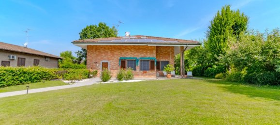 4 bedrooms Villa in Melegnano, Italy No. 363761 5