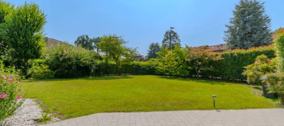 4 bedrooms Villa in Melegnano, Italy No. 363761 9