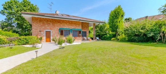 4 bedrooms Villa in Melegnano, Italy No. 363761 4