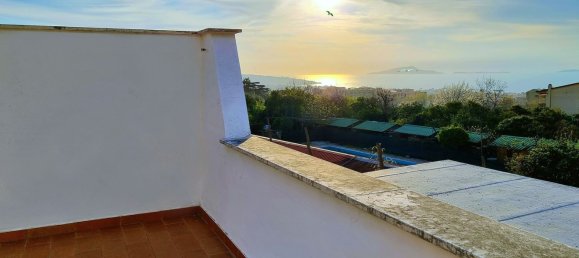 5 chambres Duplex à Piano di Sorrento, Italy No. 347469 14