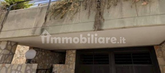 2 bedrooms House in Tivoli, Italy No. 191332 6