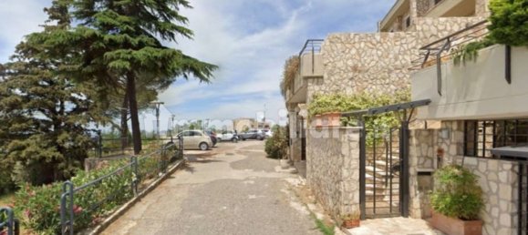 2 bedrooms House in Tivoli, Italy No. 191332 7