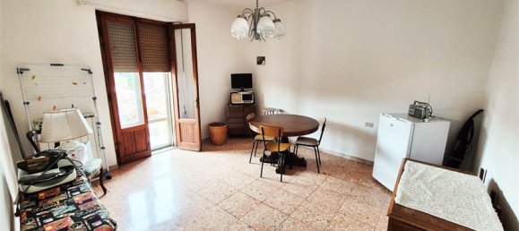 Apartamento de 3 dormitorios en Prato, Italy No. 257823 20
