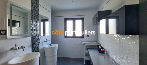 4 bedrooms House in Saint-Aubin, France No. 312048 6