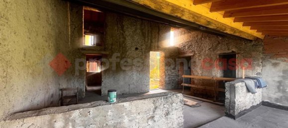 2-salle Maison à Coreglia Antelminelli, Italy No. 280504 13