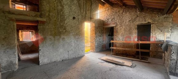 2-salle Maison à Coreglia Antelminelli, Italy No. 280504 12