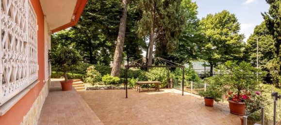 5 rooms Apartment in Rome, Italy No. 199315 28