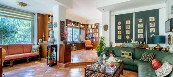 5 rooms Apartment in Rome, Italy No. 199315 2