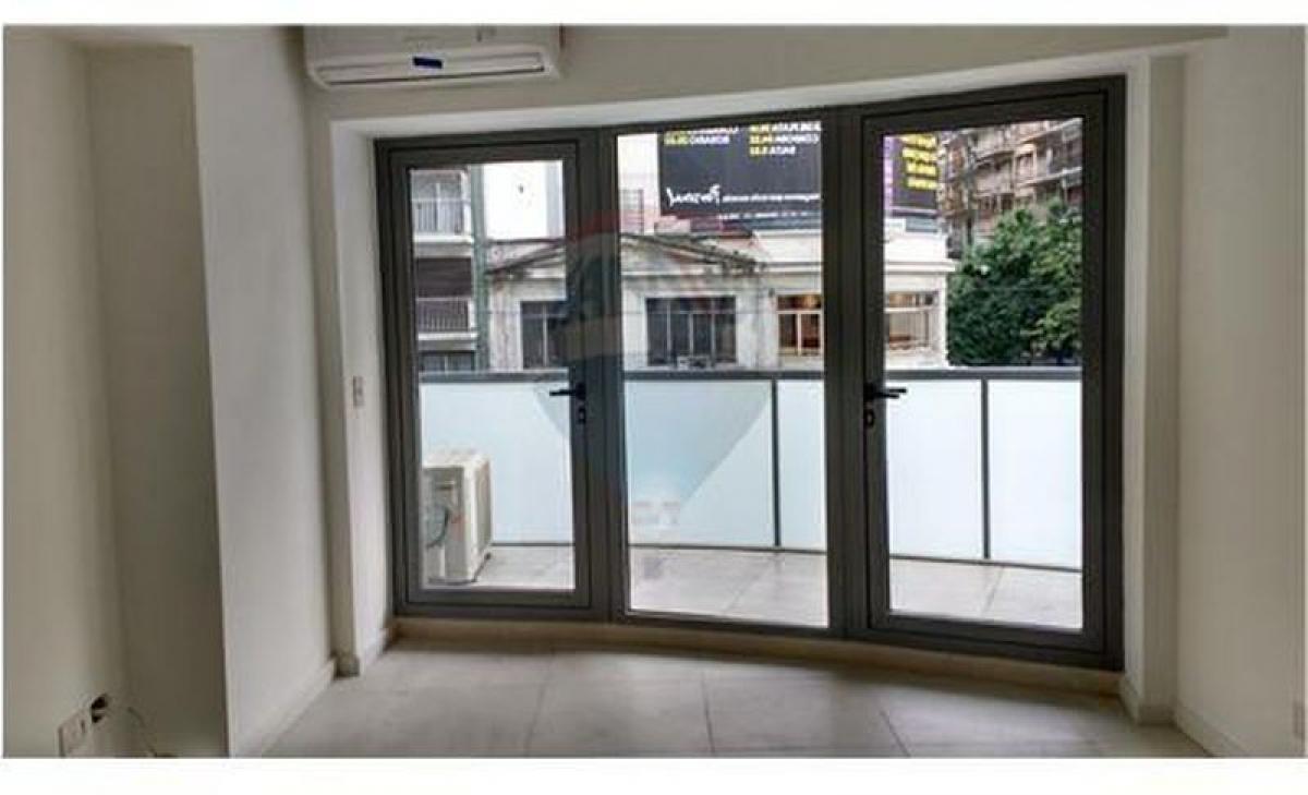 44m² Office in Buenos Aires, Argentina No. 105746