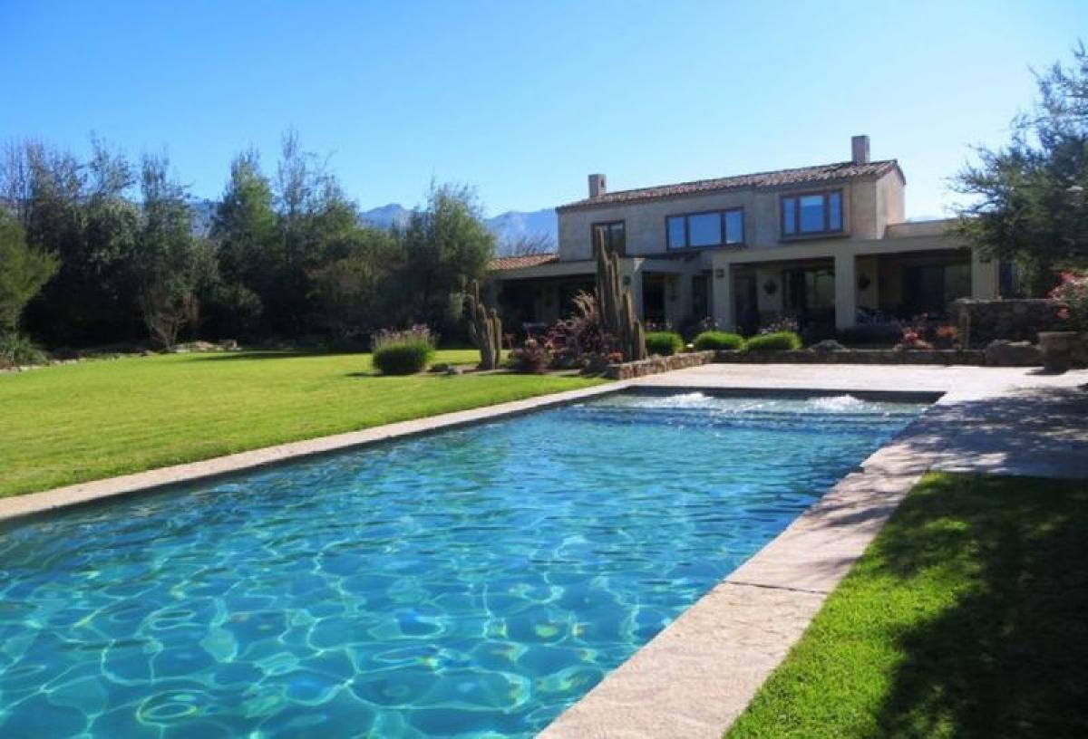 6 bedrooms House in Chacabuco, Chile No. 1660