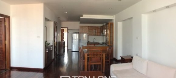 3 bedrooms Apartment in Tay Ho, Vietnam No. 1470 2