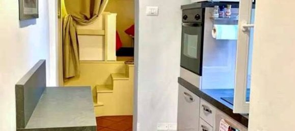 1 bedroom Apartment in Florence, Italy No. 328761 4