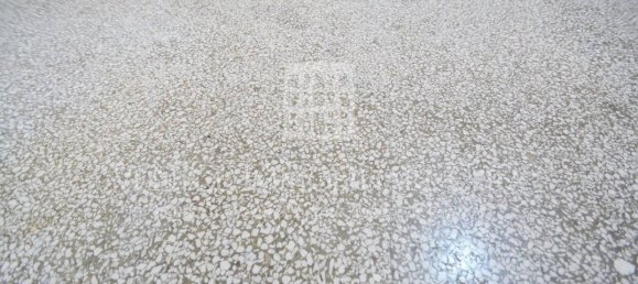 3 bedrooms Apartment in Venice, Italy No. 190416 5