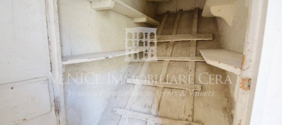 3 bedrooms Apartment in Venice, Italy No. 190416 28