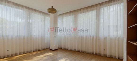 Квартира с 2 комнатами в Рим, Италия № 297246 10