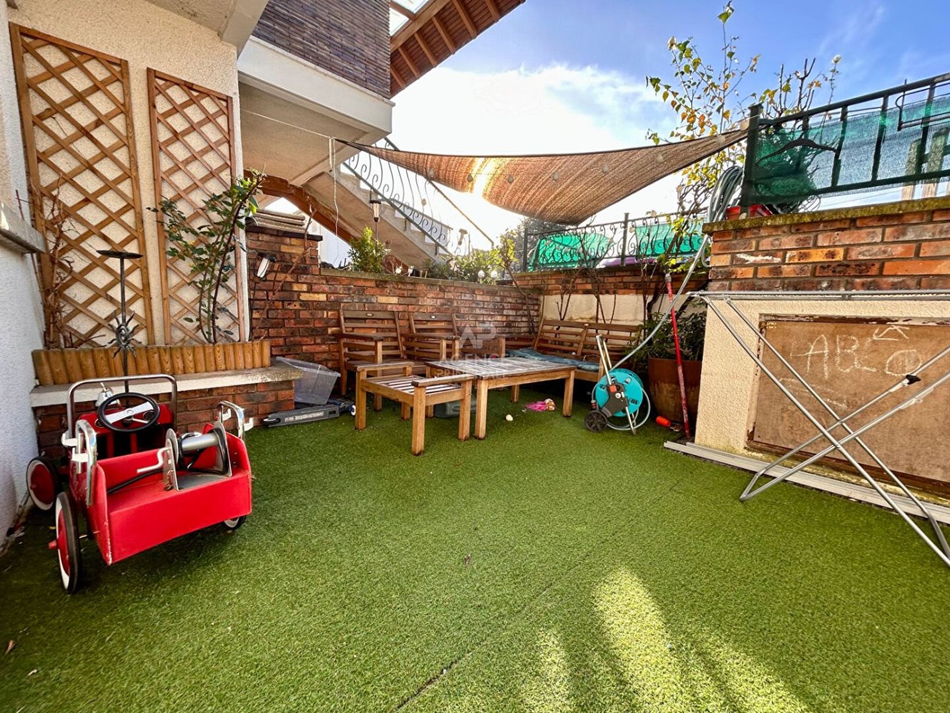 3 bedrooms Apartment in Acheres, France No. 143327