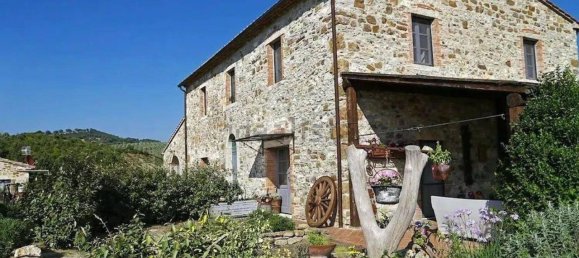 15 rooms House in Manciano, Italy No. 27343 6